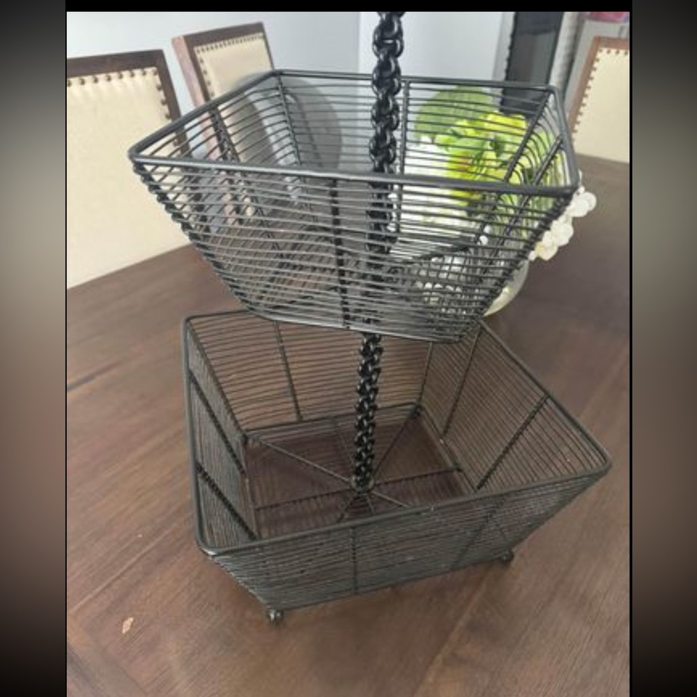 Home decor, fruit standing basket